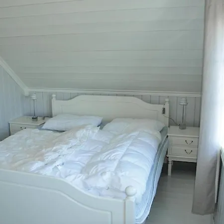 3 Bedroom Stunning In Flekkeroy